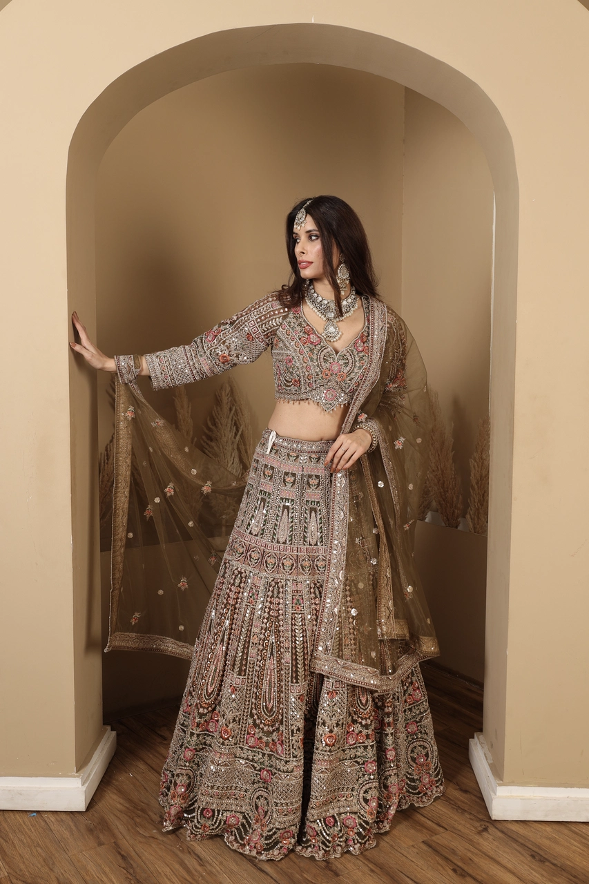 Zareen Bridal Lehenga Alternate
