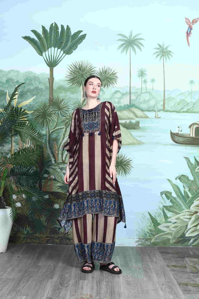 Zariya Kaftan Set Alternate