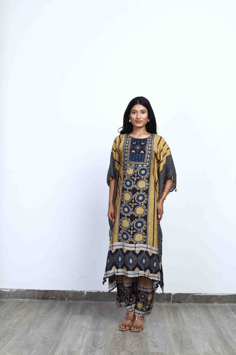 Noor Kaftan Set Alternate