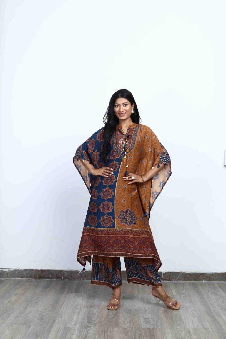 Meher Kaftan Set Alternate