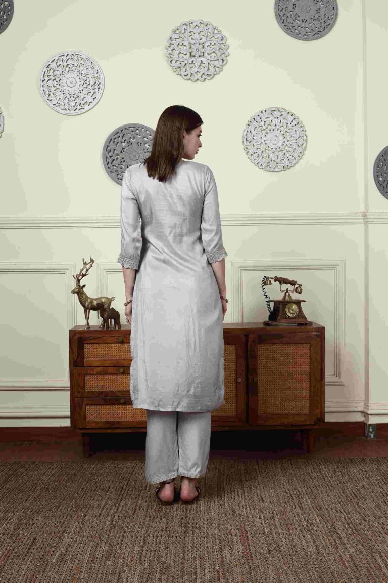 Sylva Embroidered Kurta Set Alternate