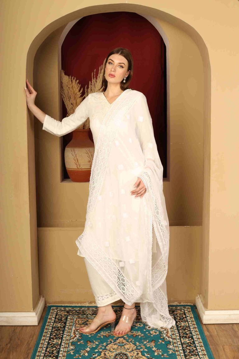 Elara Chikankari Kurta Set Alternate