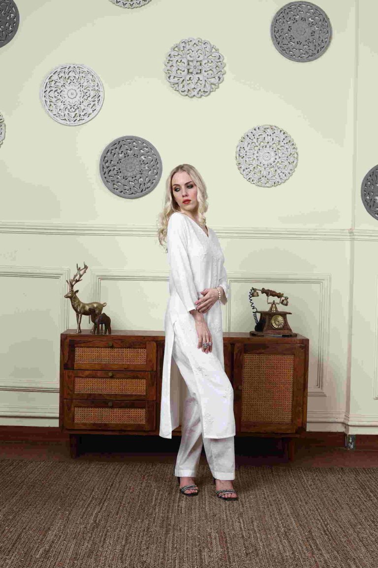 Ivory Grace Kurta Set Alternate