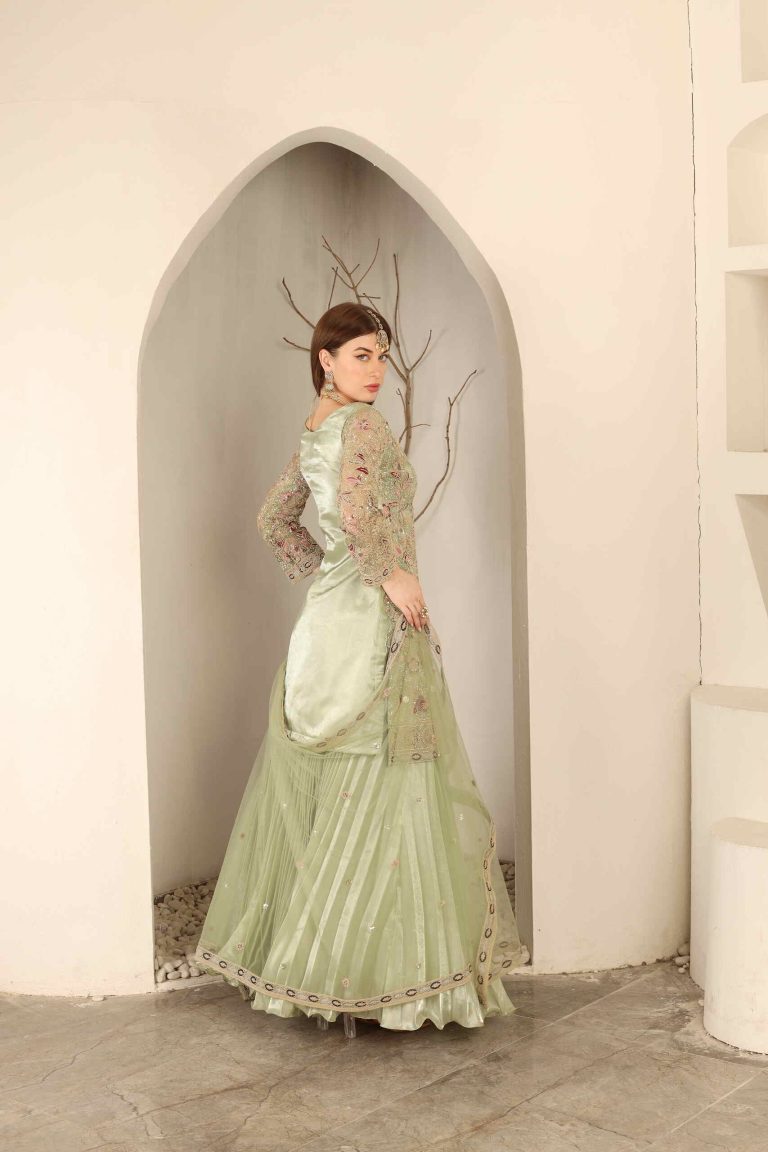 Verde Élan Jacket Lehenga Alternate