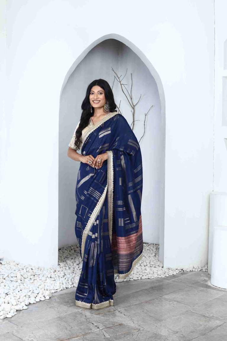 Navy Handwoven Saree Set Alternate