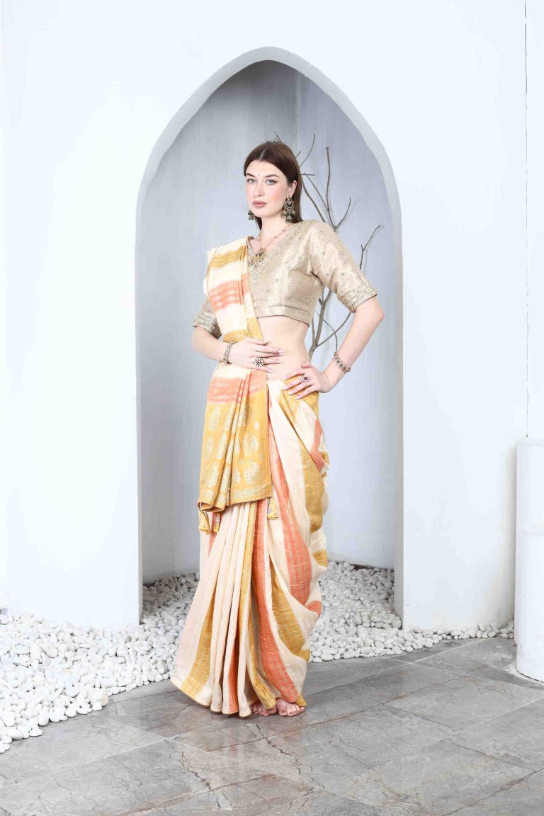 Asteria Handwoven Zari Saree Alternate