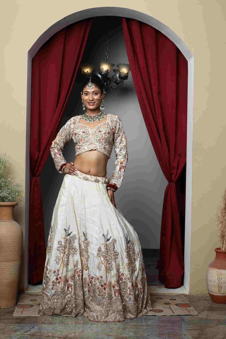 Ardena Heritage Lehenga Set Alternate